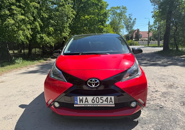 Toyota Aygo cena 37500 przebieg: 81000, rok produkcji 2017 z Warszawa małe 79